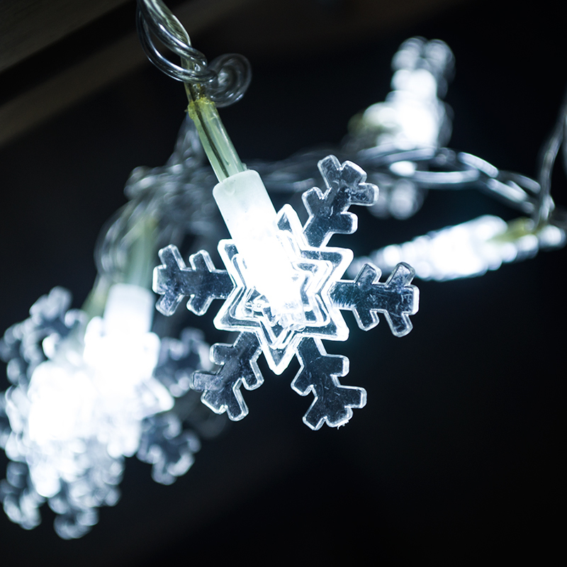 Фото Perfeo гирлянда светодиодная "Снежинка" 10LED, пластик, 1.5м, 2хАА. Интернет-магазин FOROOM