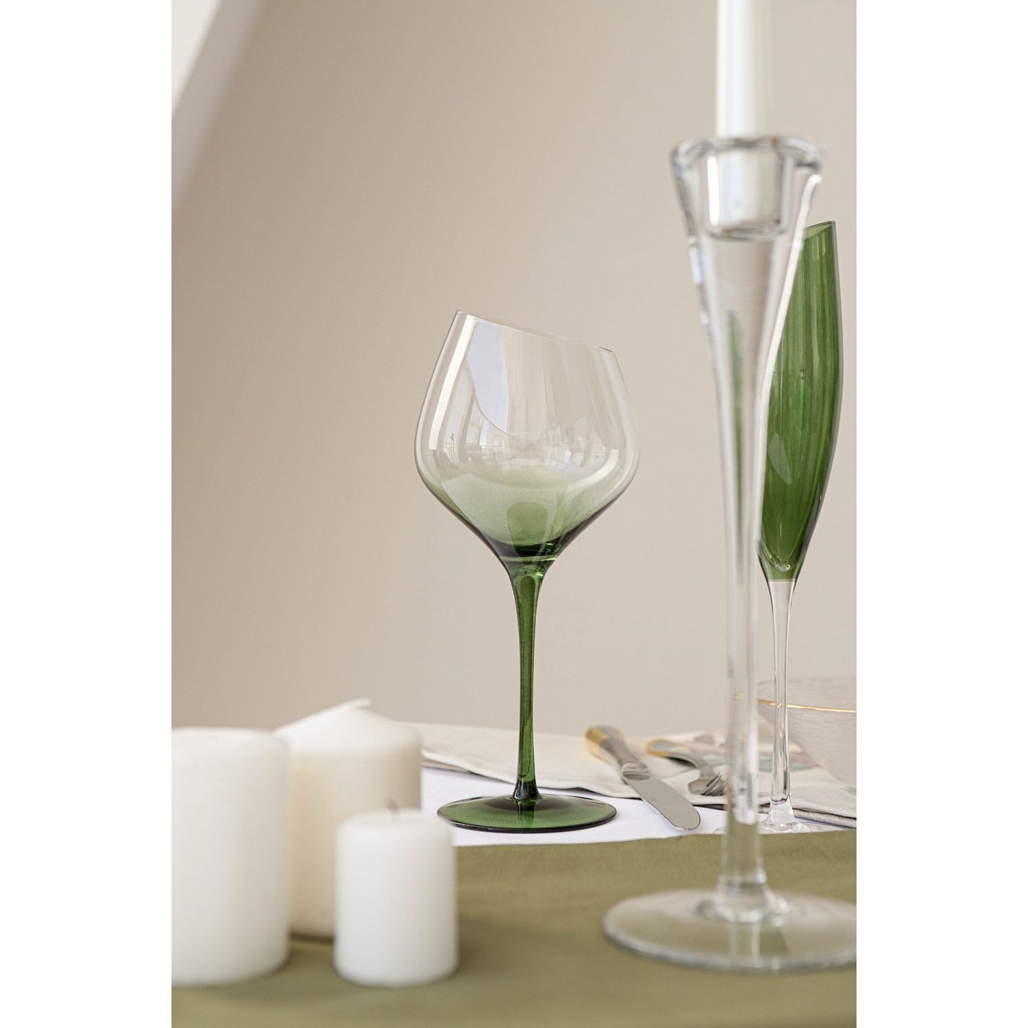 Бокал для вина 540 мл "Иллюзия", 10 х 24 см, цвет ножки зелёный