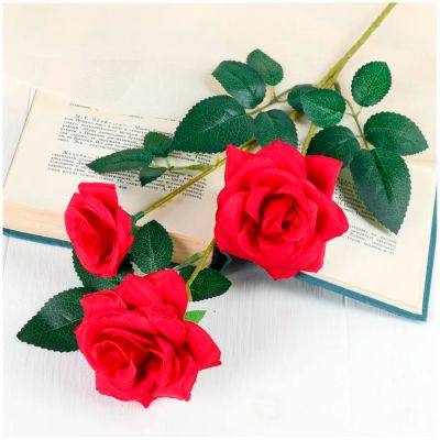 Фото Цветок искусственный "Роза тройная красная" 61 см СимаГлобал  4301722. Интернет-магазин FOROOM